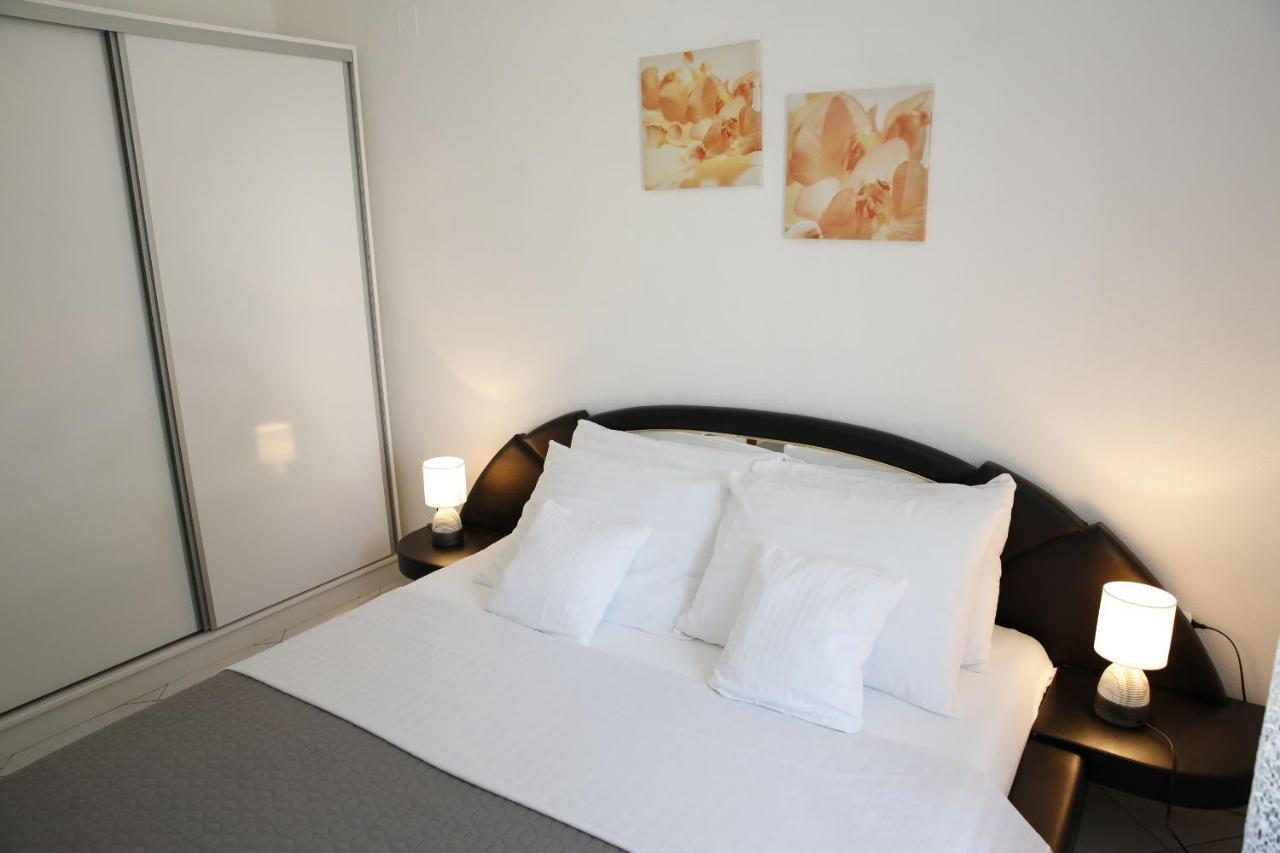 Apartments Lepur Водице Екстериор снимка