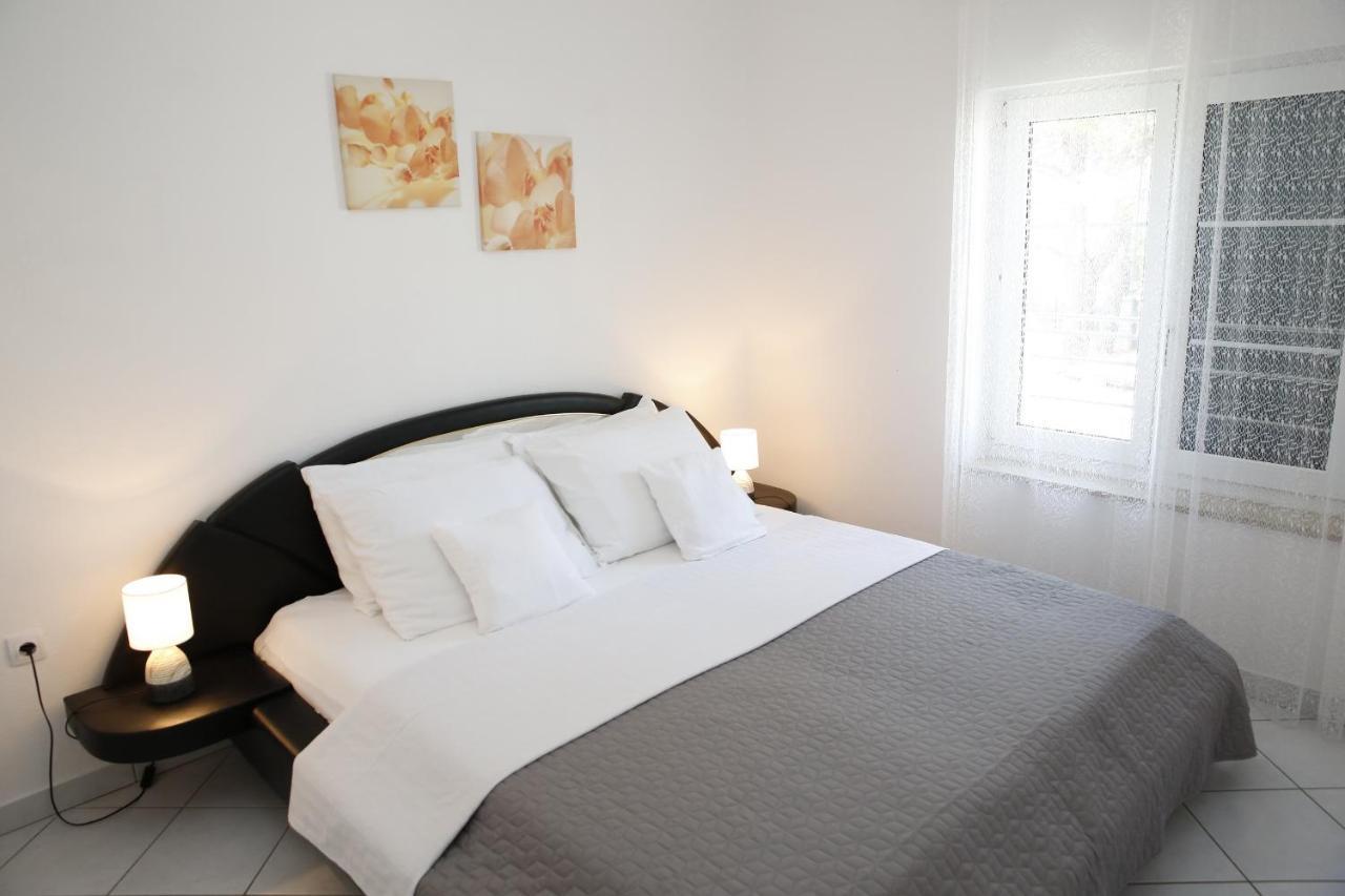 Apartments Lepur Водице Екстериор снимка