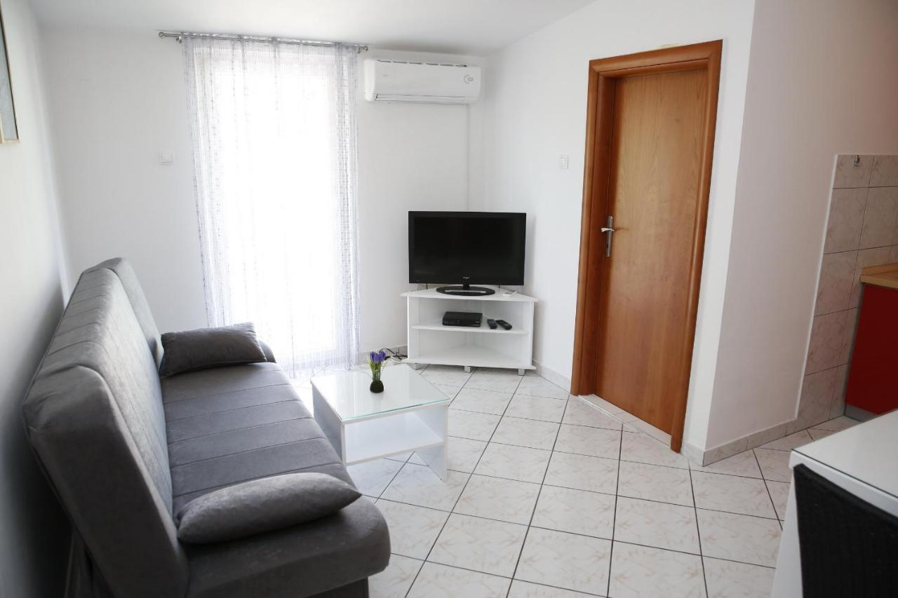 Apartments Lepur Водице Екстериор снимка