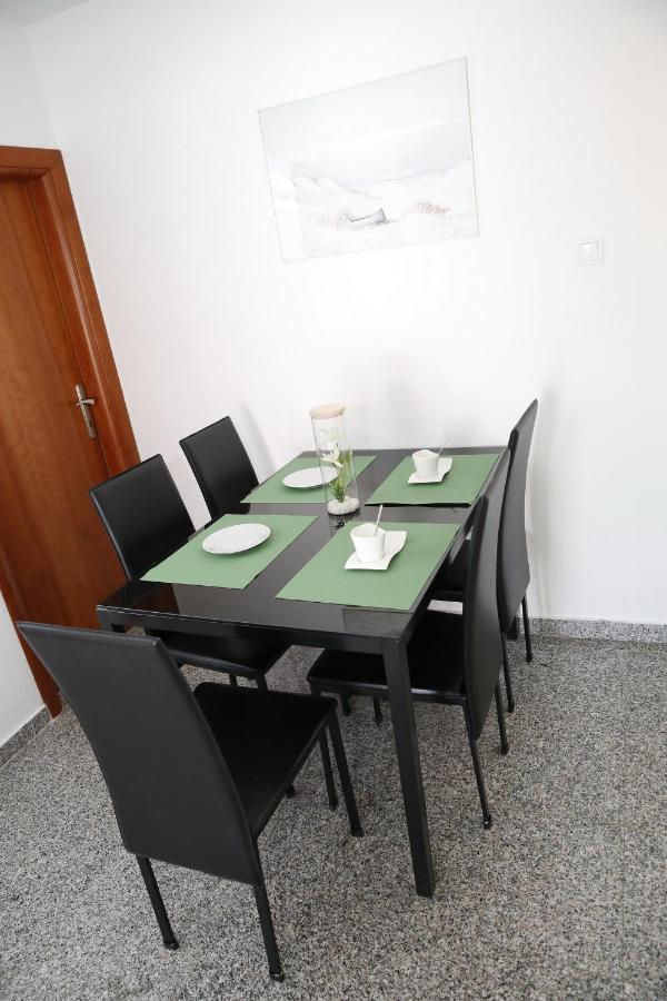 Apartments Lepur Водице Екстериор снимка